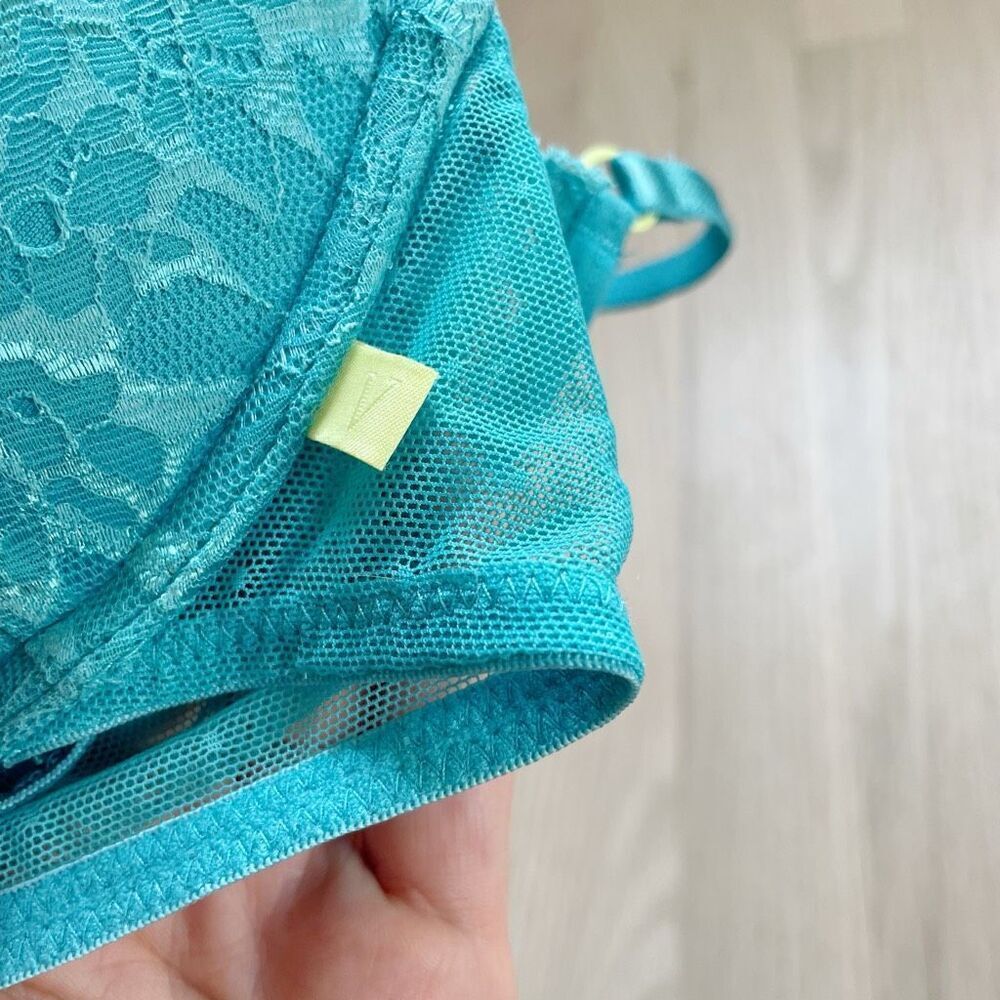 BUY 1 GET 1 FREE BUY 1 GET 1 FREE Victoria’s Secret 34a Racerback push up teal a - Picture 5 of 6